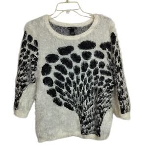 4690(Lauren Michelle Black White Fuzzy Animal Print Pullover Sweater Large